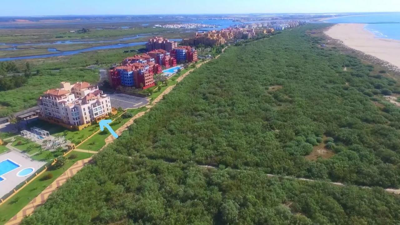 Apartamento Urbanizacion De Lujo En Primera Linea De Playa Isla Canela Zewnętrze zdjęcie